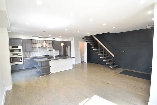 Rented by Wyllie Real Estate | media 12