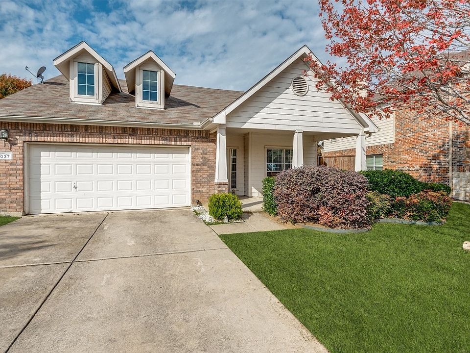 1st image of 1037 Albatross Ln