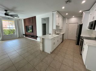 3549 Forest Hill Blvd APT 19, Palm Springs, FL 33406