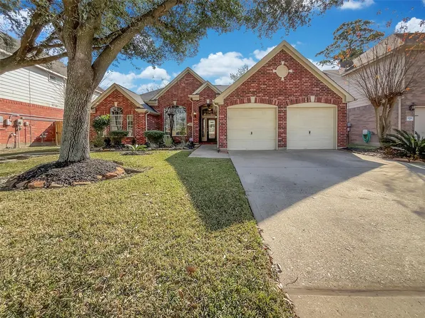 20818 Meadowhill Dr, Spring, TX 77388