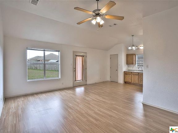 2nd image of 212 Moonstone Dr