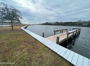 383 Norris Landing Rd, Swansboro, NC 28584