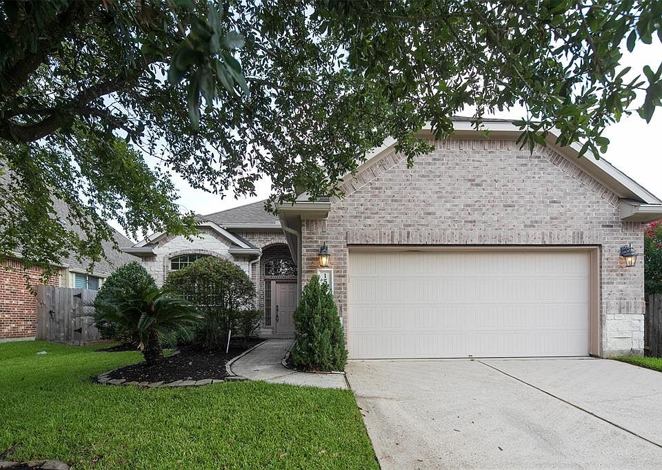 1st image of 155 Magnolia Grove Ln