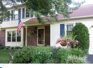 33 Forest Creek Dr, Hockessin, DE 19707