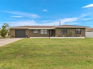 1235 SE 44th St, Cape Coral, FL 33904