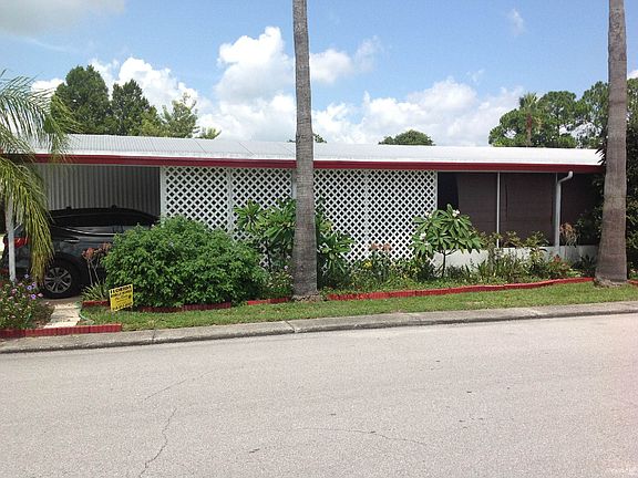 Attached Carport and Screenroom