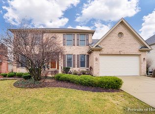 696 Partridge Dr, West Chicago, IL