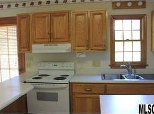 1020 Garden St SE, Lenoir, NC 28645