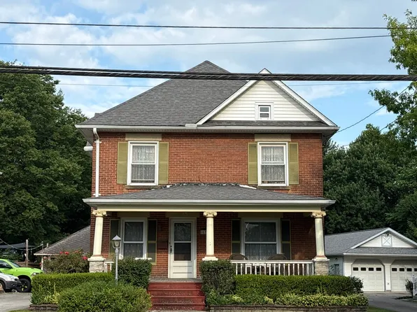 535 Castalia St, Bellevue, OH 44811