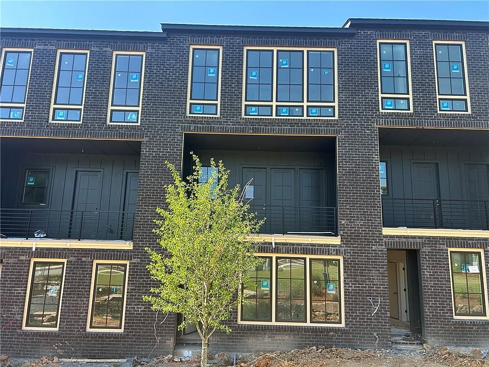 1st image of 2684 Mackintosh Ct #31