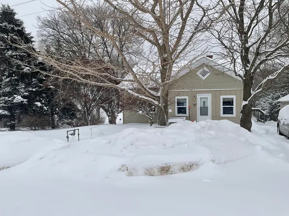 38983 County Road 215, Bangor, MI 49013