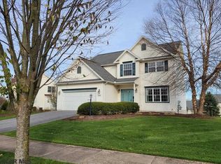 2055 Country Glenn Ln, State College, PA 16801