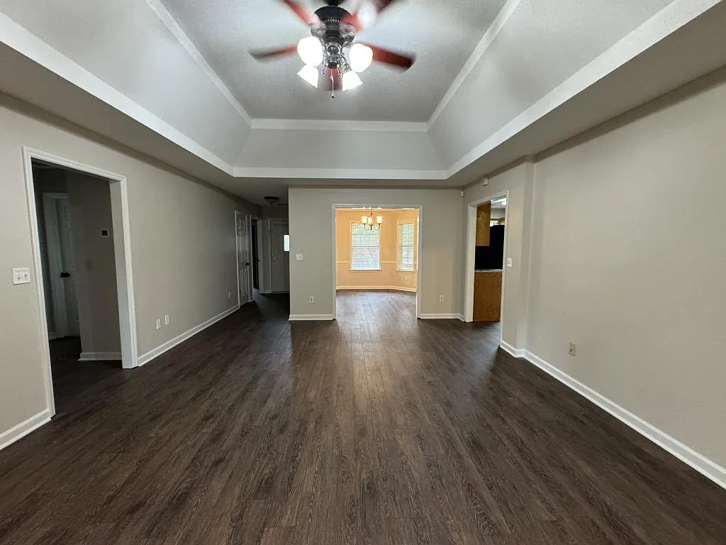 102 S Gala Ct — Photo 3