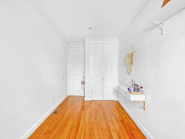 1353 Saint Marks Avenue image 7 of 17