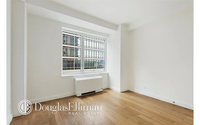 Rented by Douglas Elliman | media 32