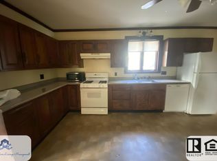 726 Westminster Hill Rd FLOOR 1, Fitchburg, MA 01420