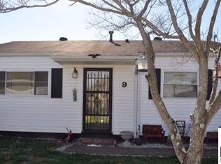 9 Lawson Ct, Huntington, WV 25705