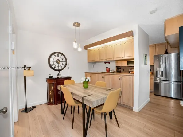 9135 SW 20th Pl Suite D, Fort Lauderdale, FL 33324