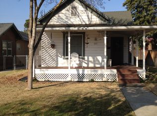 22 B St, Lemoore, CA 93245