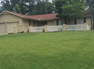 2832 SW Jewell Ave, Topeka, KS 66611