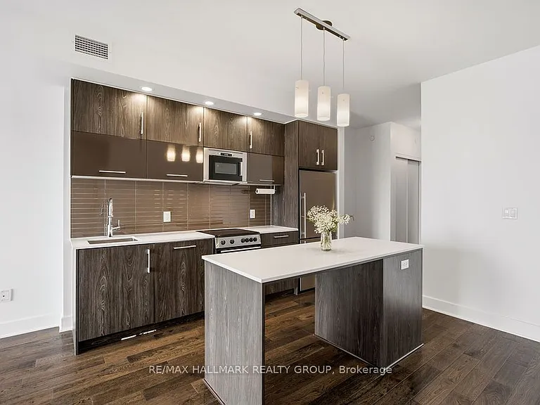 255 Bay St #801 — Photo 13