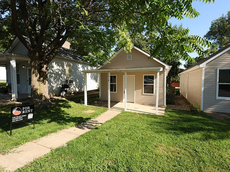 619 Kiowa St — Photo 1