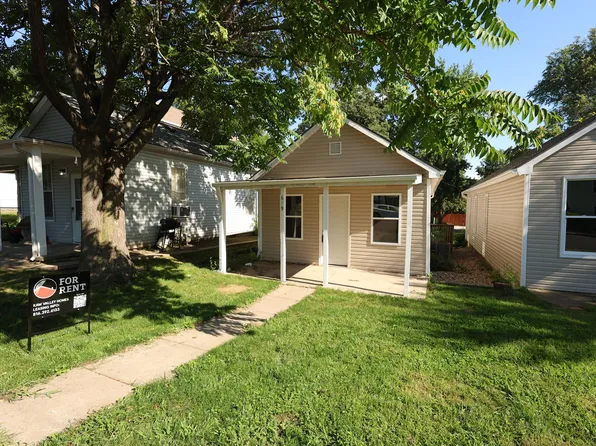 619 Kiowa St, Leavenworth, KS 66048