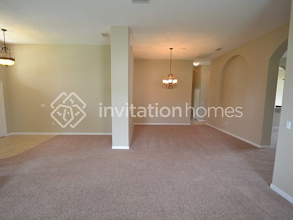 3rd image of 4441 Creekside Dr