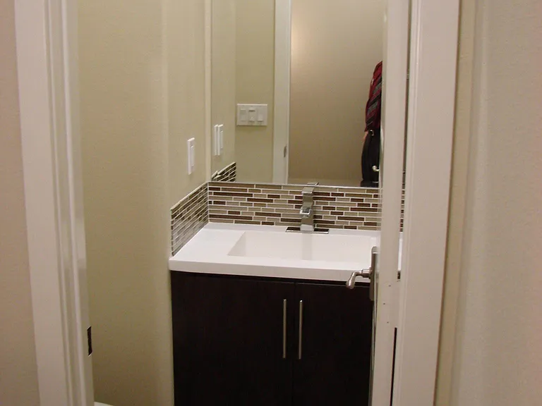 Half bath - guest