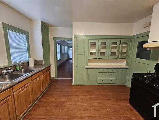 2439 Fruitvale Ave — Photo 12
