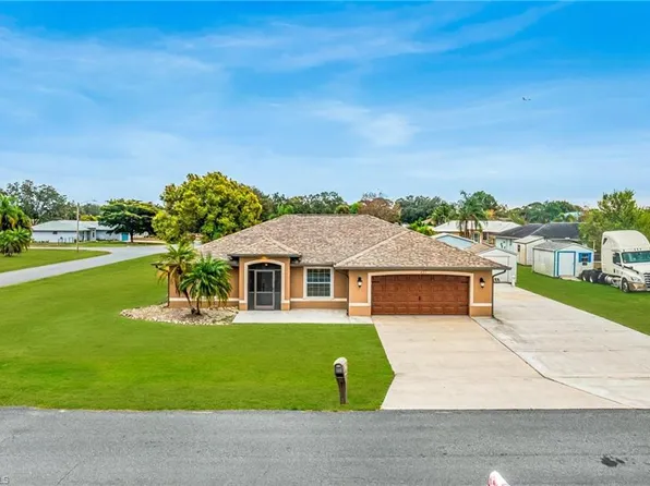 401 Candlewick CIR E, LEHIGH ACRES, FL 33936