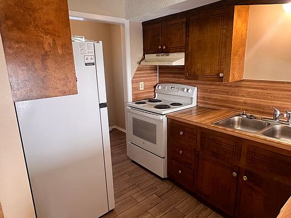 3rd image of 601-603 S Spring St