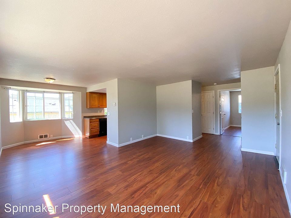 1st image of 1726 E 56th St APT 3