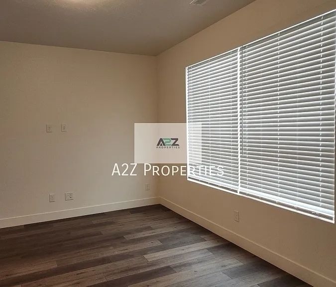 924 S 850 W — Photo 5