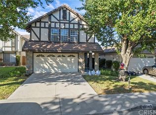 19743 Collins Rd, Santa Clarita, CA 91351