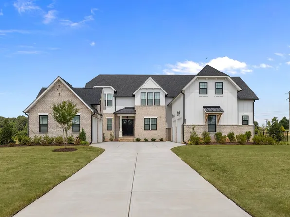 The Magnolia Plan, Broadmoor at Marvin