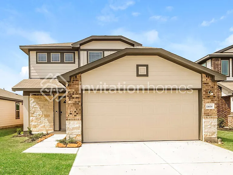 11608 Descent Dr — Photo 1