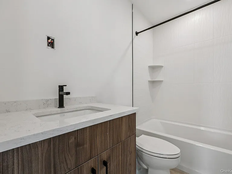 325 Manville #201 — Photo 18