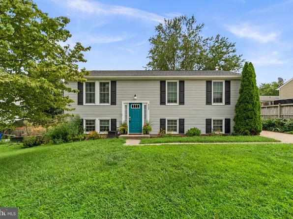 205 Sycamore Rd, Mount Airy, MD 21771