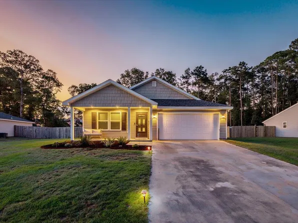 148 Squirrel Rd, Defuniak Springs, FL 32433
