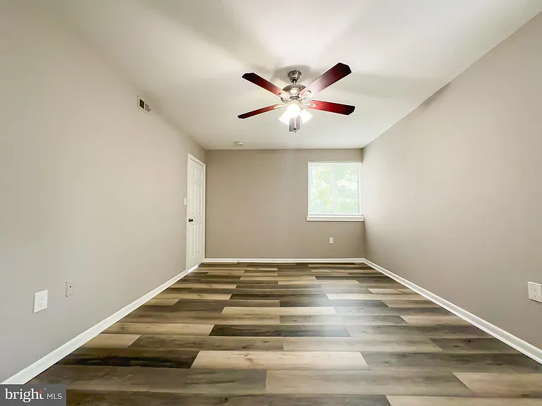 5537 Green Mountain Cir #4 — Photo 18