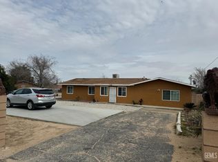 11183 Redwood Ave, Hesperia, CA 92345