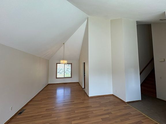 Living/dining room