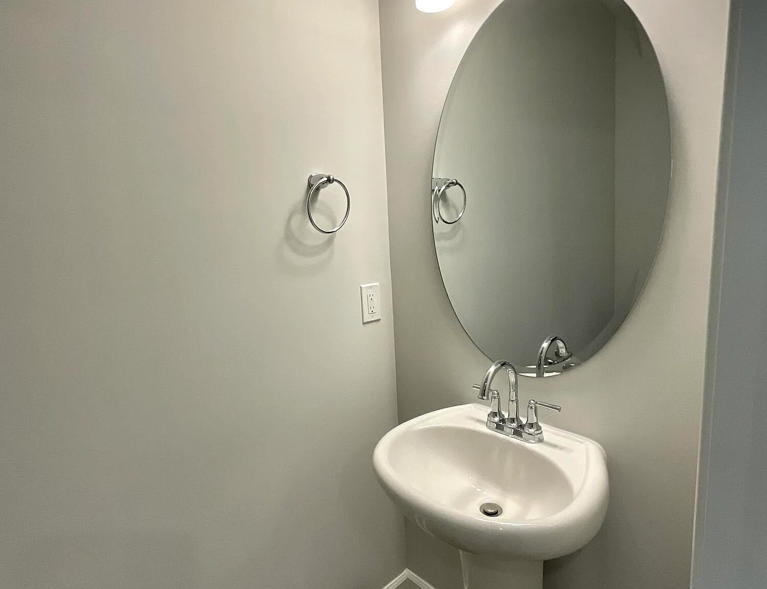 3 bed, 2.5 bath, $1,850 — Photo 4