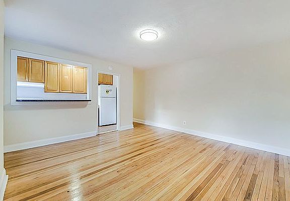 4th image of 20-67 Shore Blvd #2A