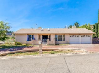 5685 Oak Cliff Dr, El Paso, TX 79912