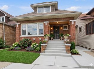 10742 S Prairie Ave, Chicago, IL 60628