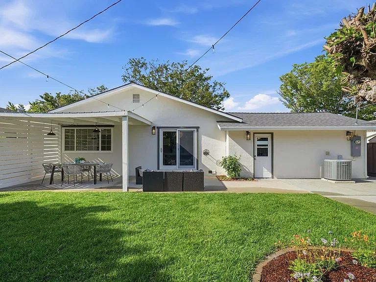 3802 W Rincon Ave — Photo 21