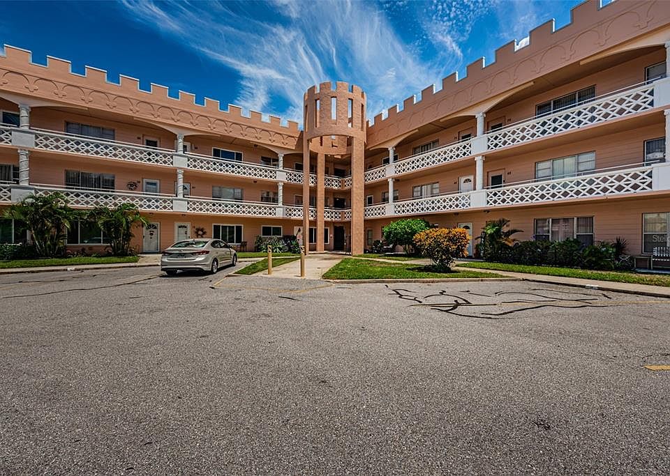 1st image of 2458 Columbia Dr APT 46