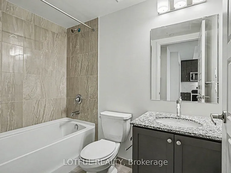 1415 Dundas St E #510 — Photo 9